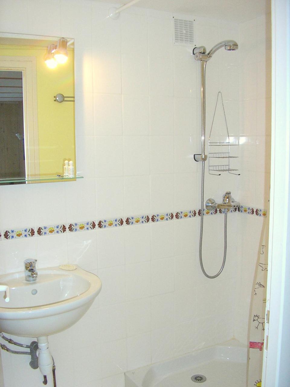 Maison La Luzienne - Lou Astiou Luz-Saint-Sauveur Ngoại thất bức ảnh